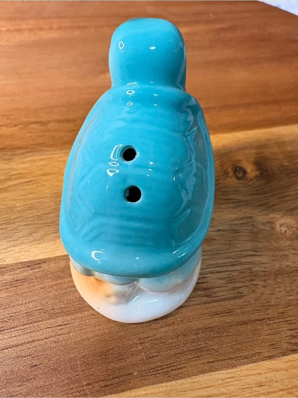 Cracker Barrel Turquoise and White Puffer Fish & SeaTurtle Salt & Pepper Shakers